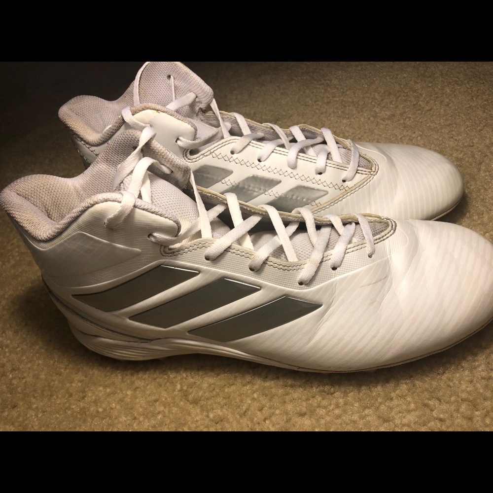 Football cleats